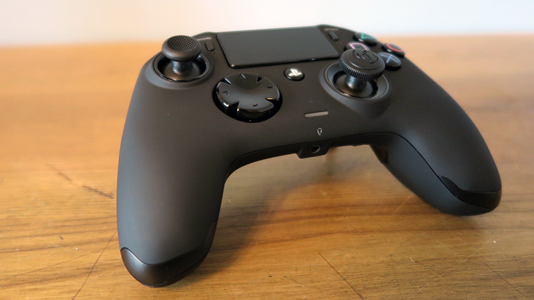 Revolution Pro Controller PS4 : Manette gamer & esport Revolution Pro Controller PS4 : Manette gamer & esport